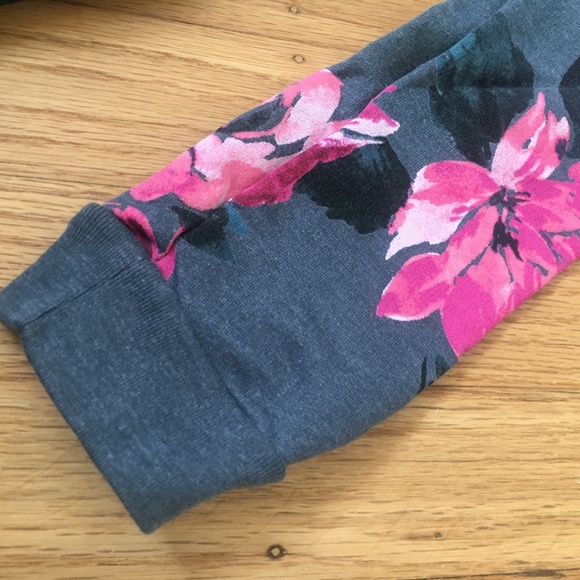 Gray Floral Tulle Dress - Picture 5 of 11